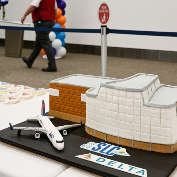 Concourse A opening cake