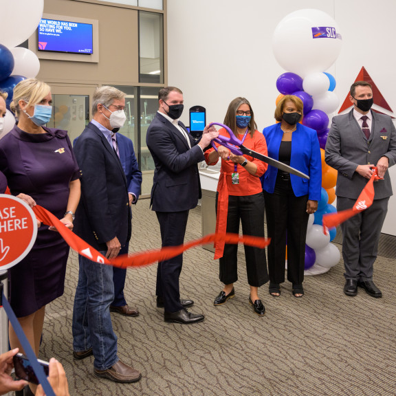 Ribbon Cutting for first flight of Concourse A 2