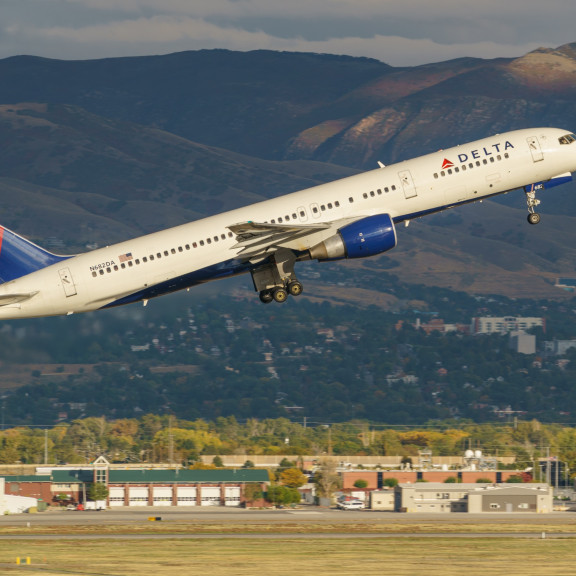 Delta Plane Takeoff at SLC