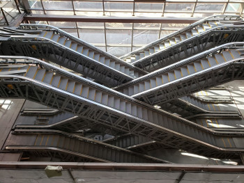 Terminal escalators Installation April 2019
