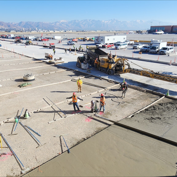 Phase 4 apron pour November 2024