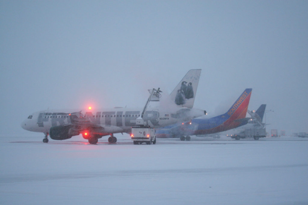 It's cool – and best practice – to deice a plane - Wheels Up